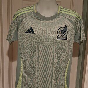 Adidas Mexico 2024/25 Away Men's Size S Small Slim-Fit Soccer Jersey